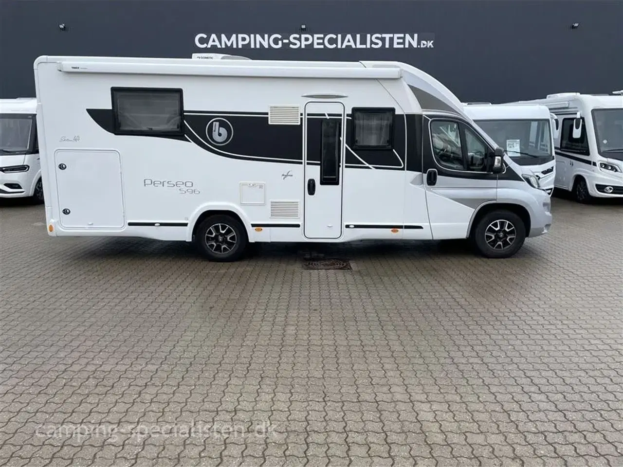Billede 1 - 2019 - Benimar Perseo 596 Edition 40   Toplækker Autocamper med genial indretning - Benimar Perseo 596 Edition 40 - Kan nu opleves hos Camping-Specialisten i Silkeborg