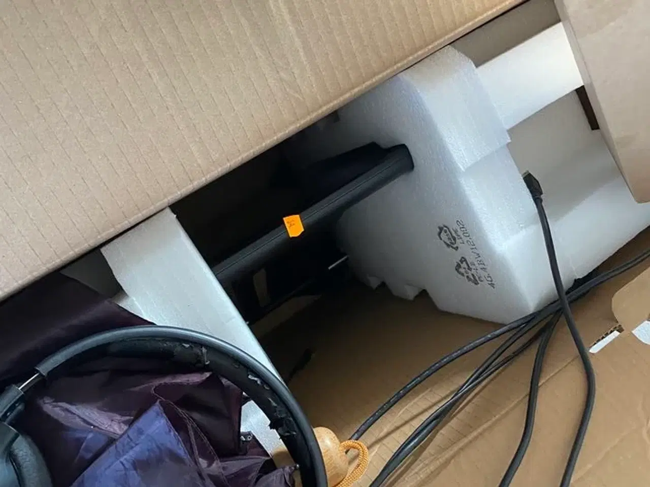 Billede 2 - Tegneskærm WACOM Cintiq Pro24 samt assoteret computertilbehør