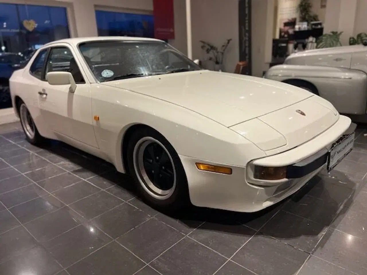 Billede 8 - Porsche 944 2,5 163HK 2d