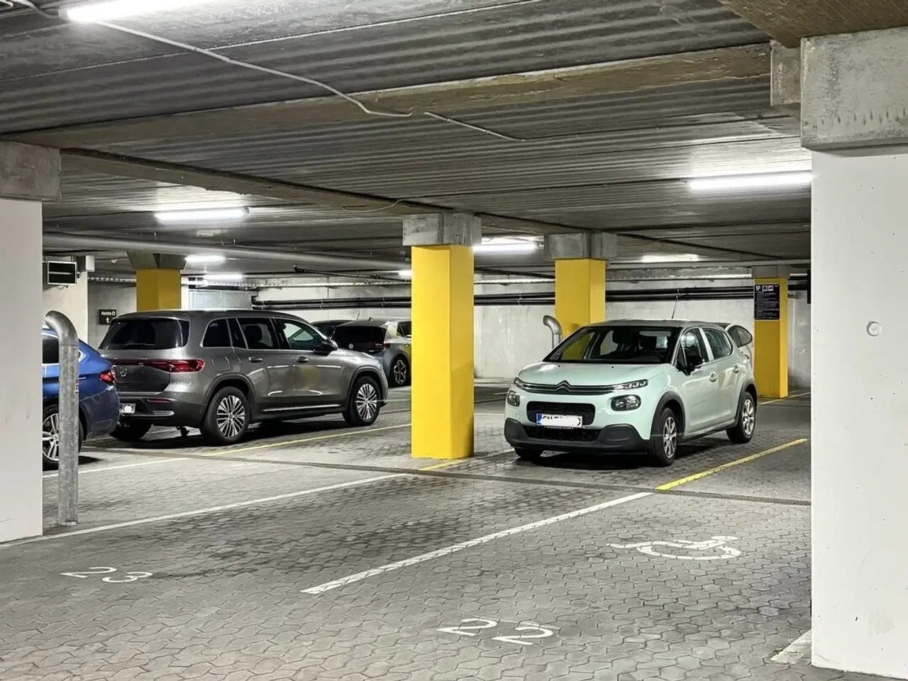 Billede 7 - Parker centralt og bekvemt på H.C. Ørstedsvej. Frederiksberg C