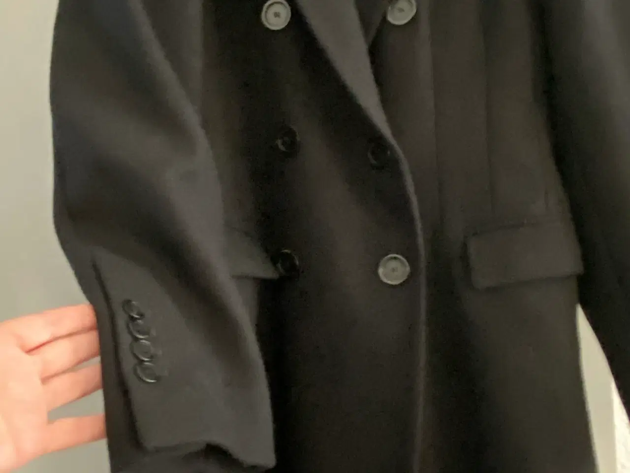 Billede 2 - Zara uld frakke i premium kvalitet lidt figursyet 