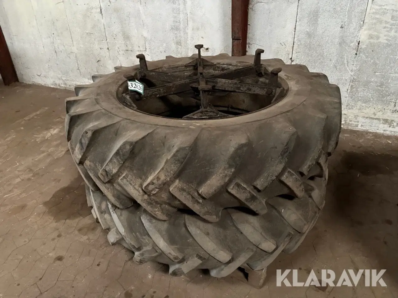 Billede 1 - Landbrugsdæk Michelin 16.9-38 2 styk