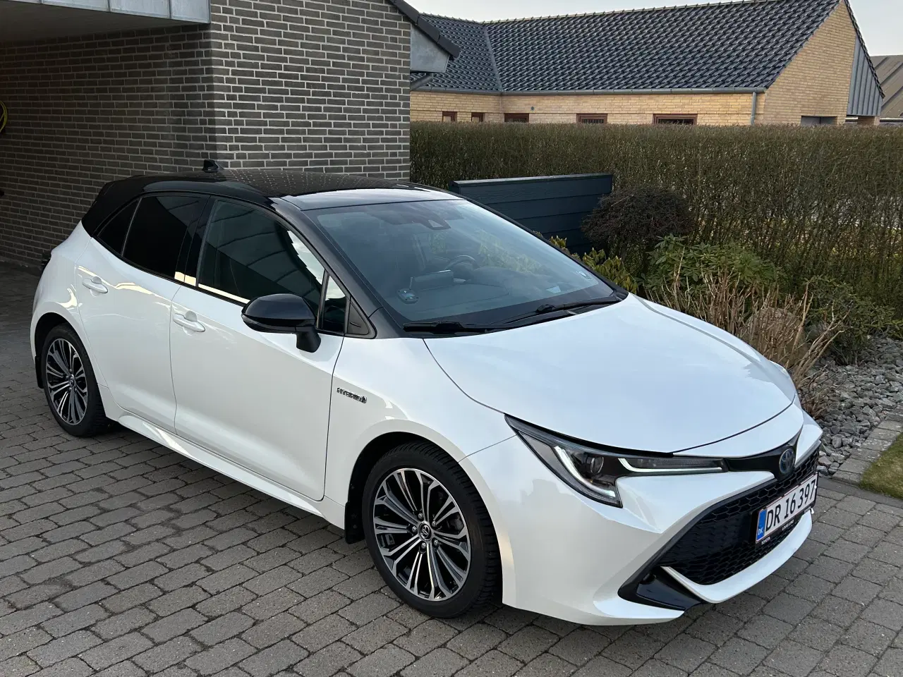 Billede 1 - Toyota Corolla 1,8 Hybrid H3 Premium MDS 5d