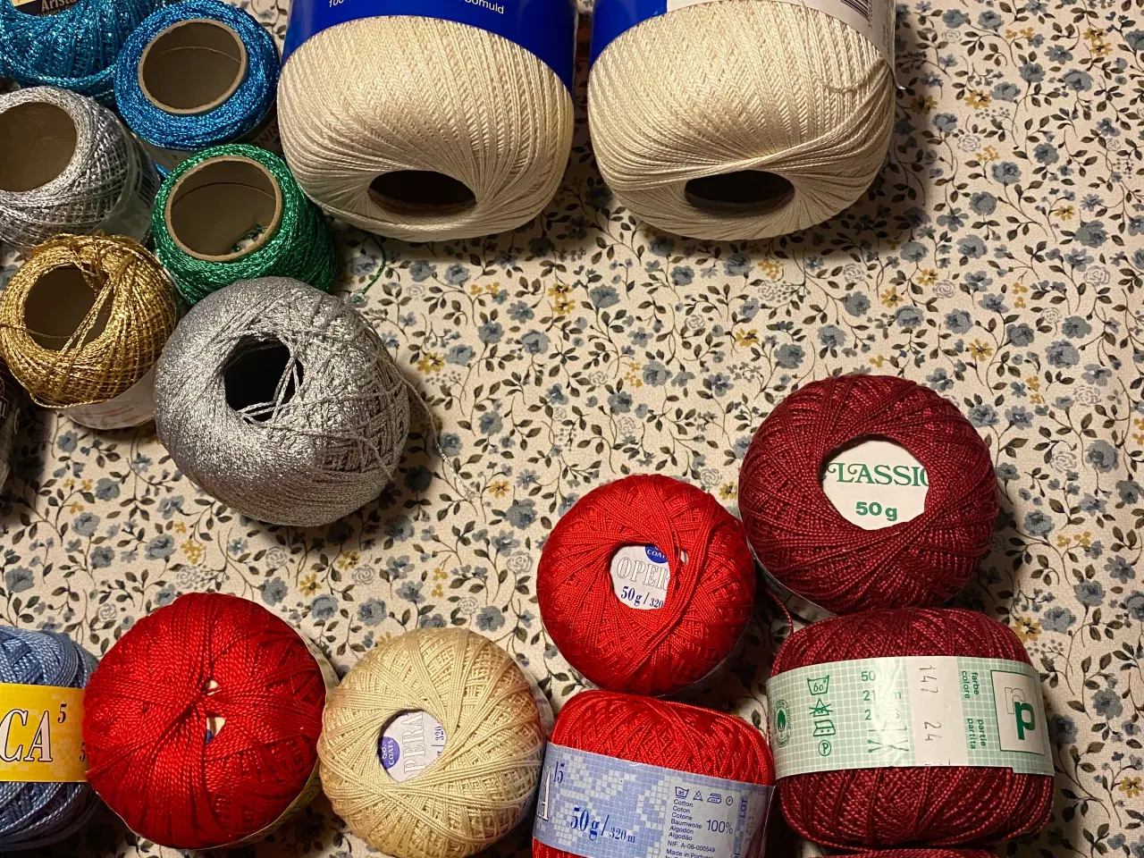 Billede 4 - 2800g blandet garn