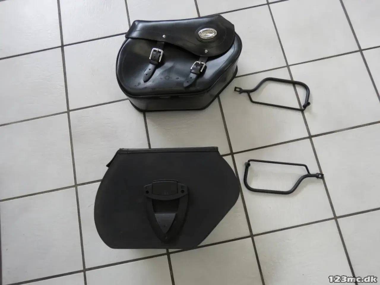 Billede 5 - Longride lædertaske sæt, m. bøjler til VTX1800