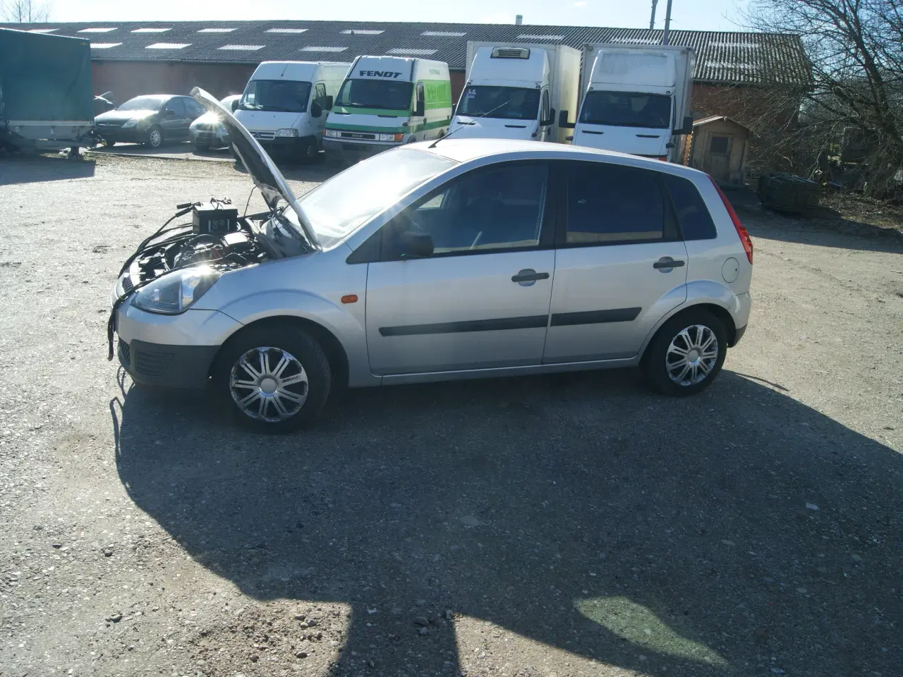 Billede 4 - % dørs Ford Fiesta årg. 2008. U.syn. 2 dyser def. 