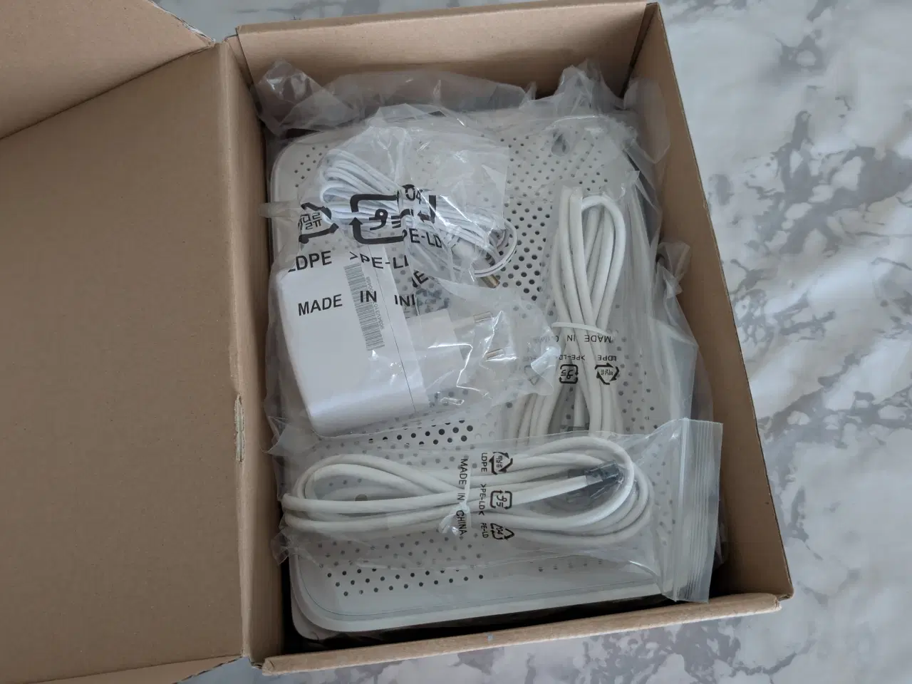 Billede 2 - HomeBox HGW5 Router