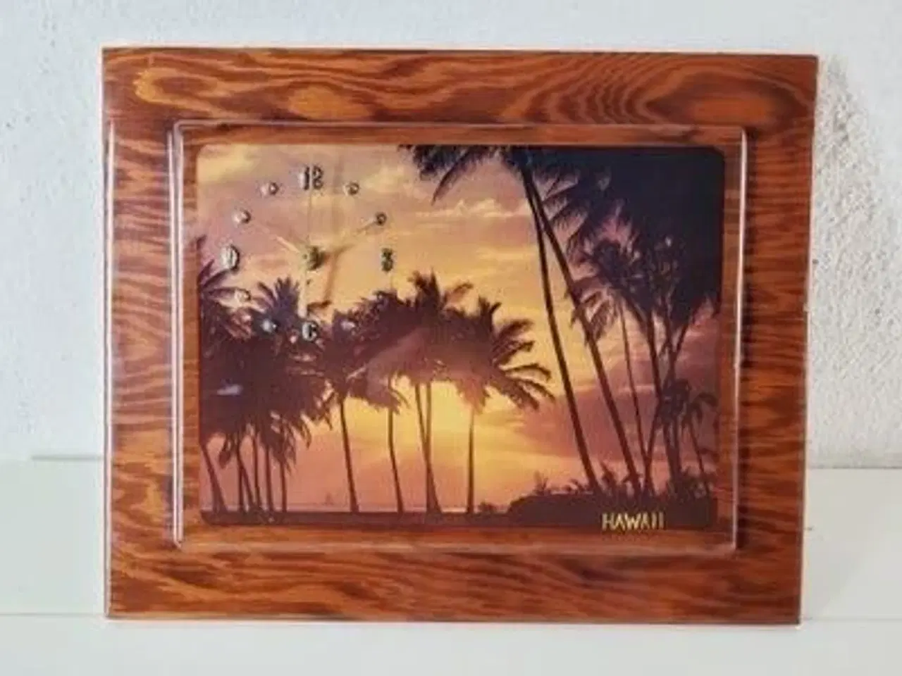 Billede 3 - ⭐️- Vintage Hawaii souvenir ur i lakeret træ