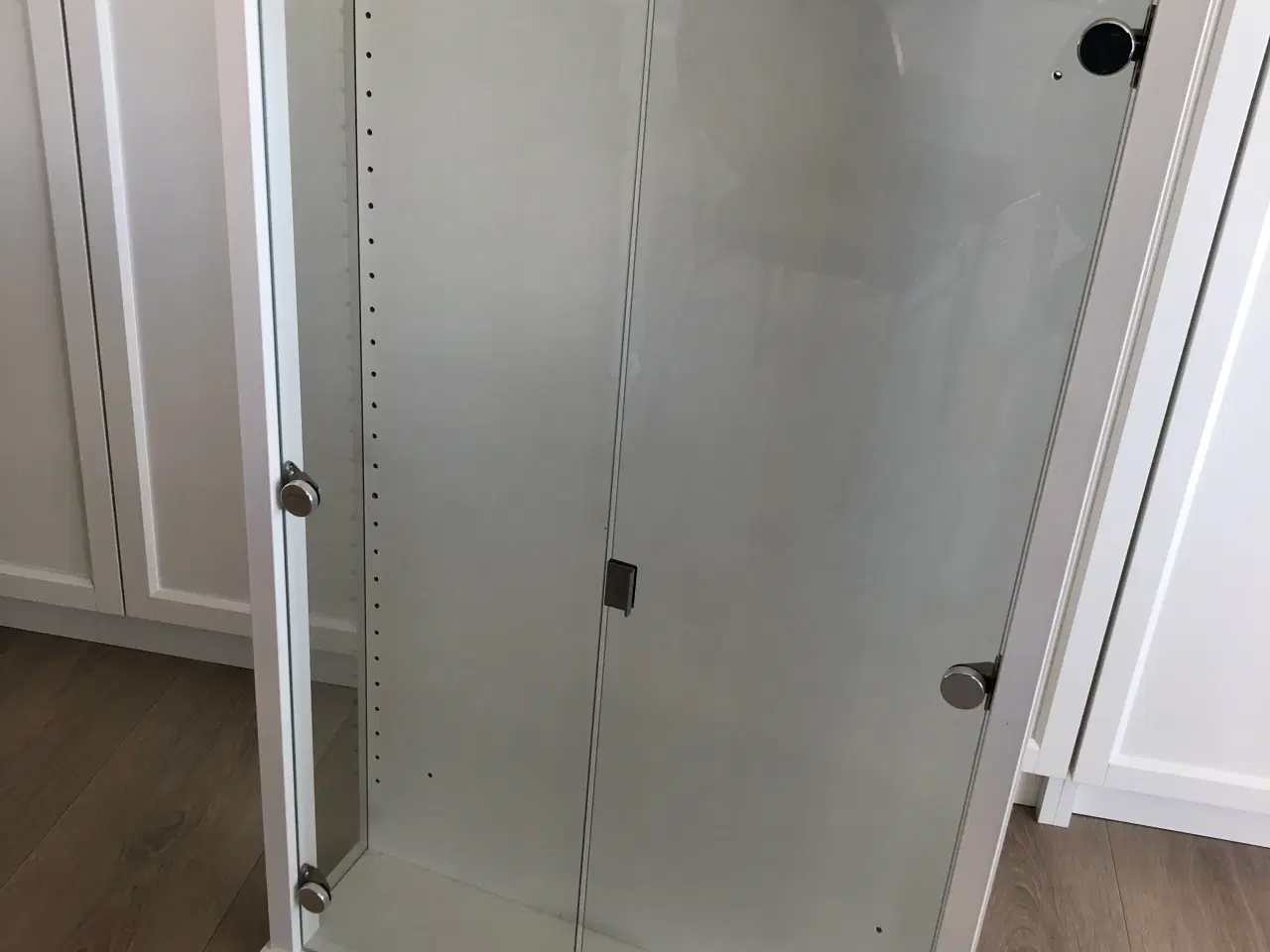 Billede 2 - Glasskab