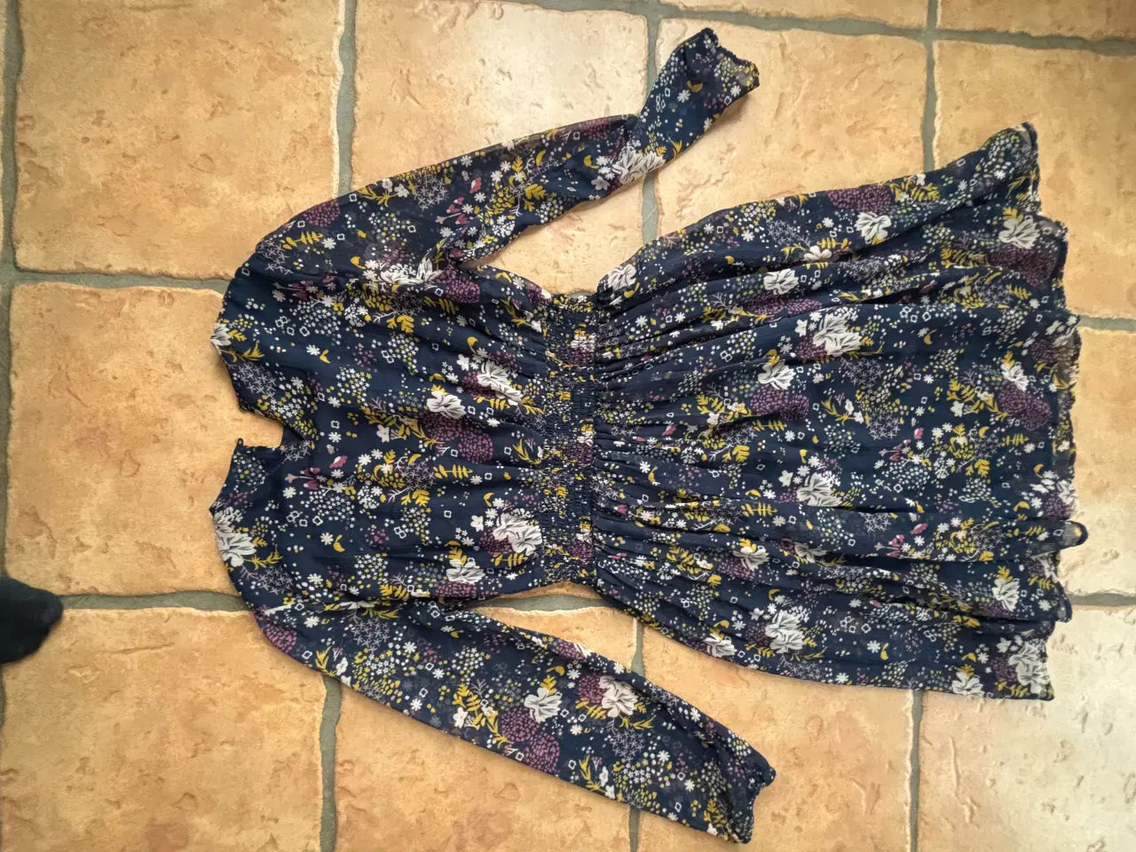 Billede 8 - Me too kjole str 164 multifarvet blomsterprint pig