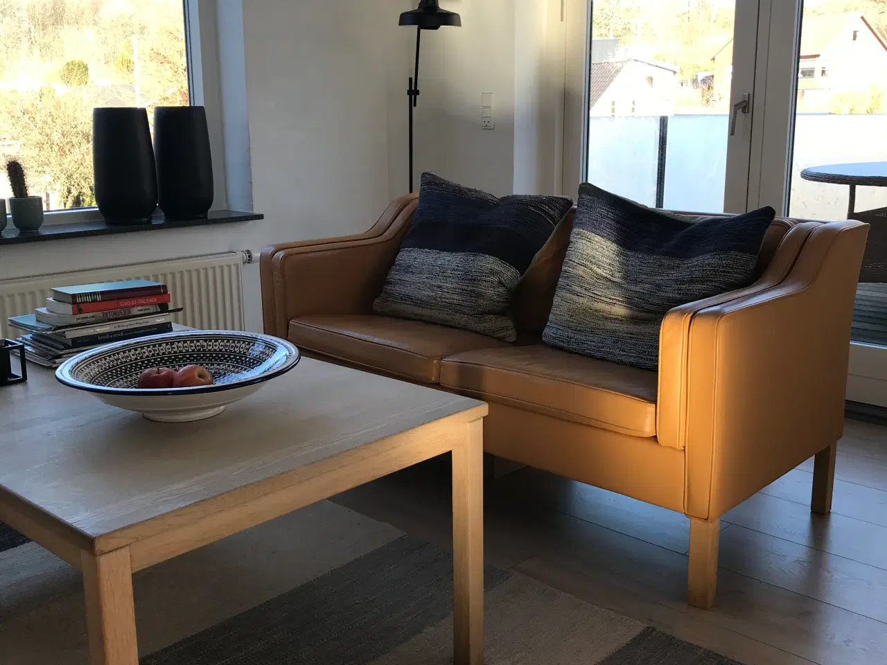 Billede 2 - Flotte Mogens Hansen møbler i elegant farve