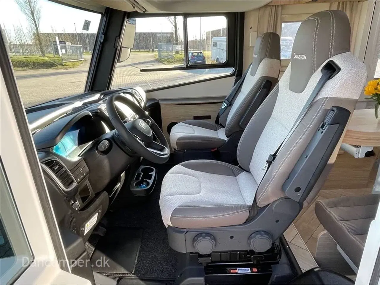 Billede 9 - 2026 - Chausson Fuldintegreret Chausson 7057 Titanium Line, 180 Hk og 8 trins automatgear, 4,4T heavy chassis