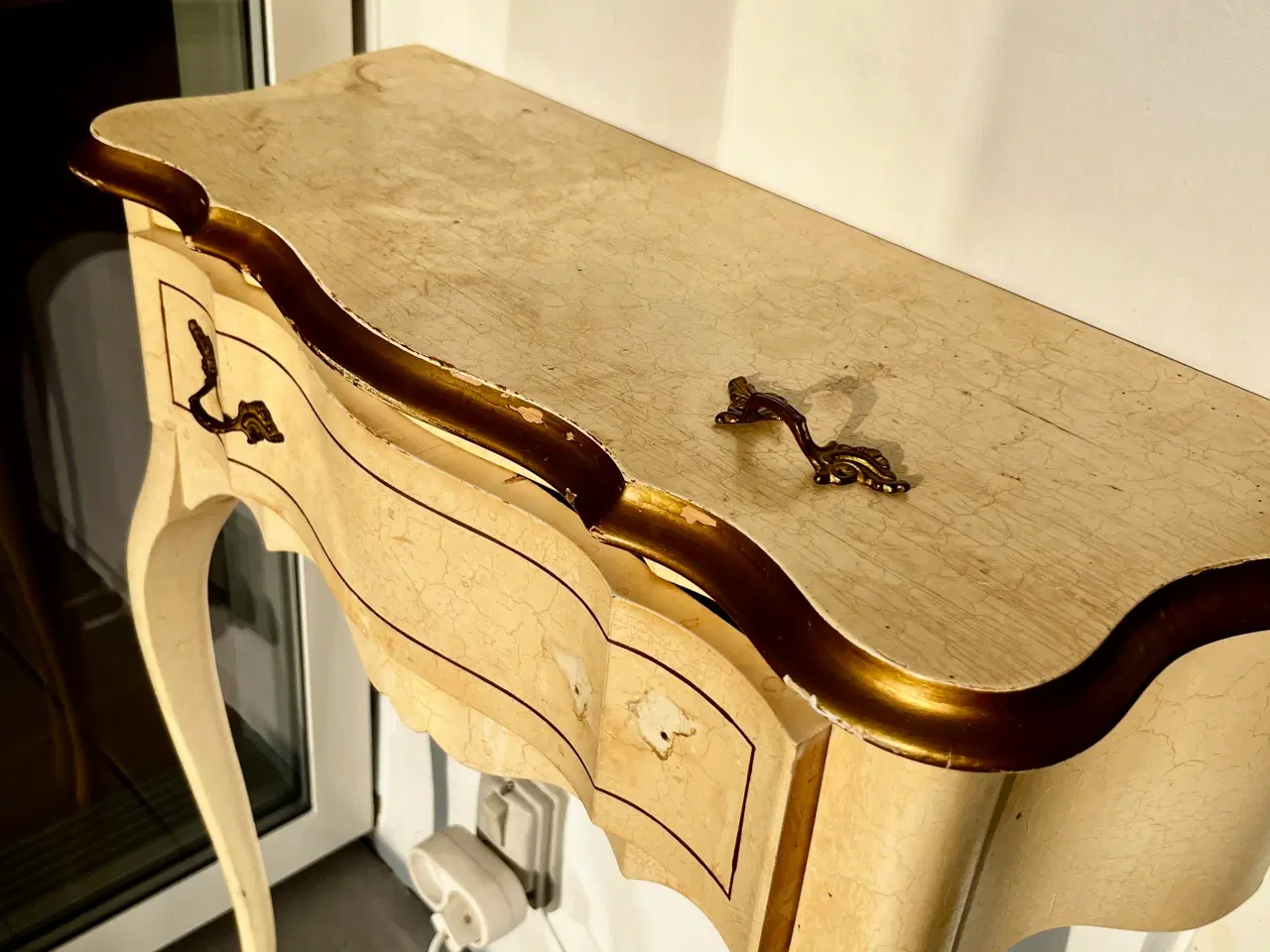 Billede 2 - Konsolbotd med spe