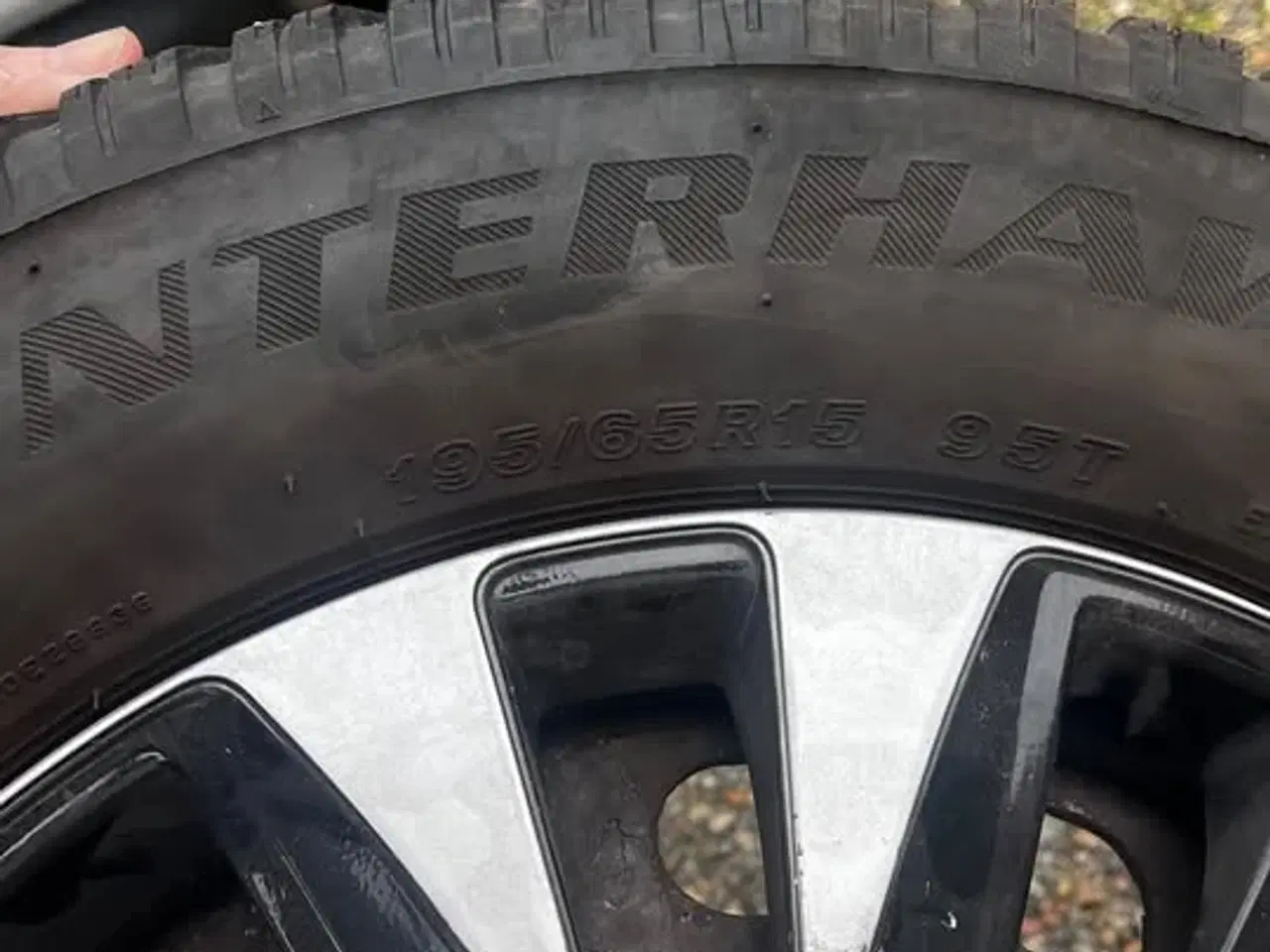 Billede 1 - Vinterdæk 195/65 R15 Firestone Winterhawk 950 kr.