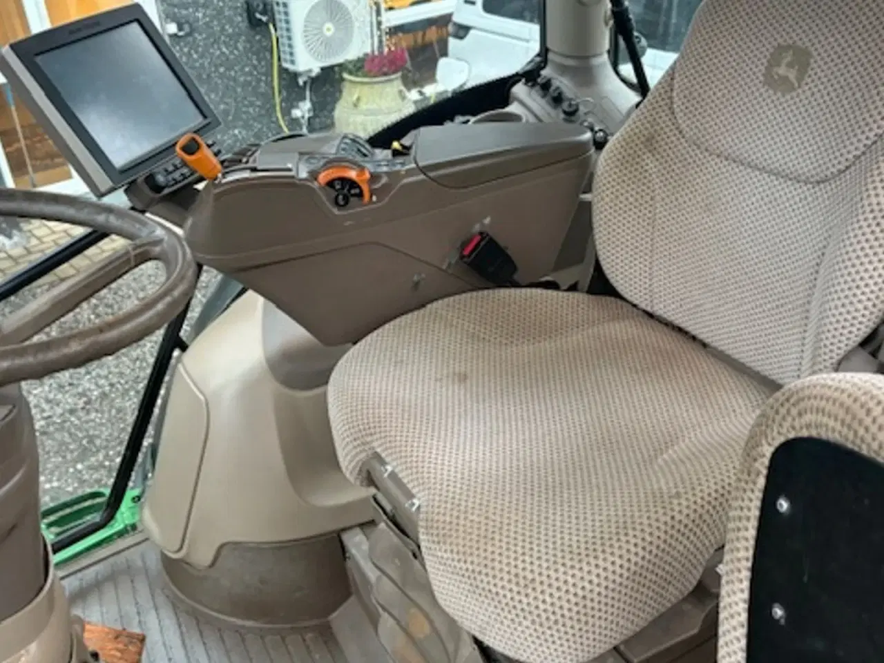 Billede 16 - John Deere 6215R AUTOPOWER, GPS KLAR, FRONTLIFT, VALGFRIT TRÆK