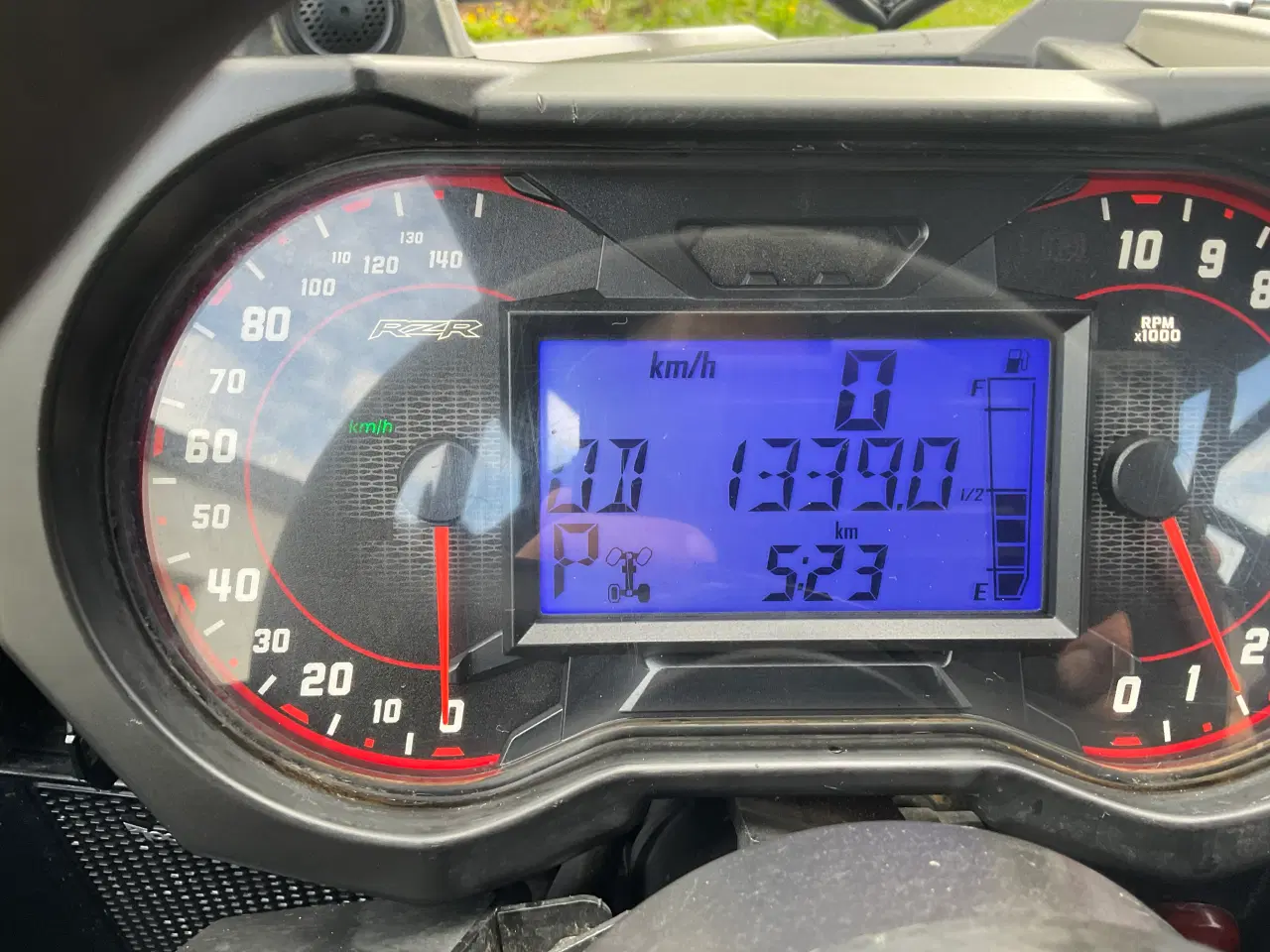 Billede 15 - Polarias rzr pro  på traktorplader 
