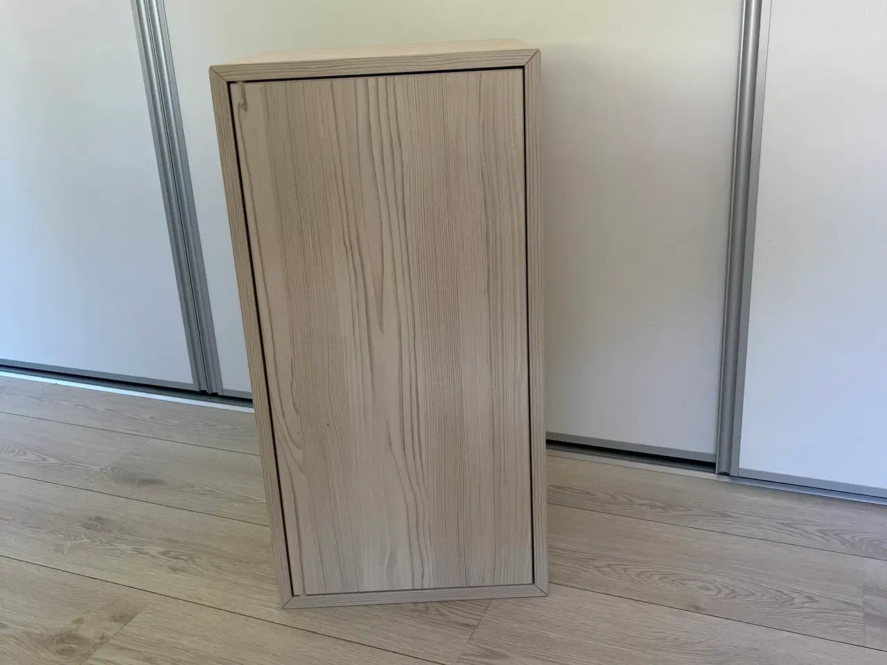 Billede 1 - Ikea Valje skab