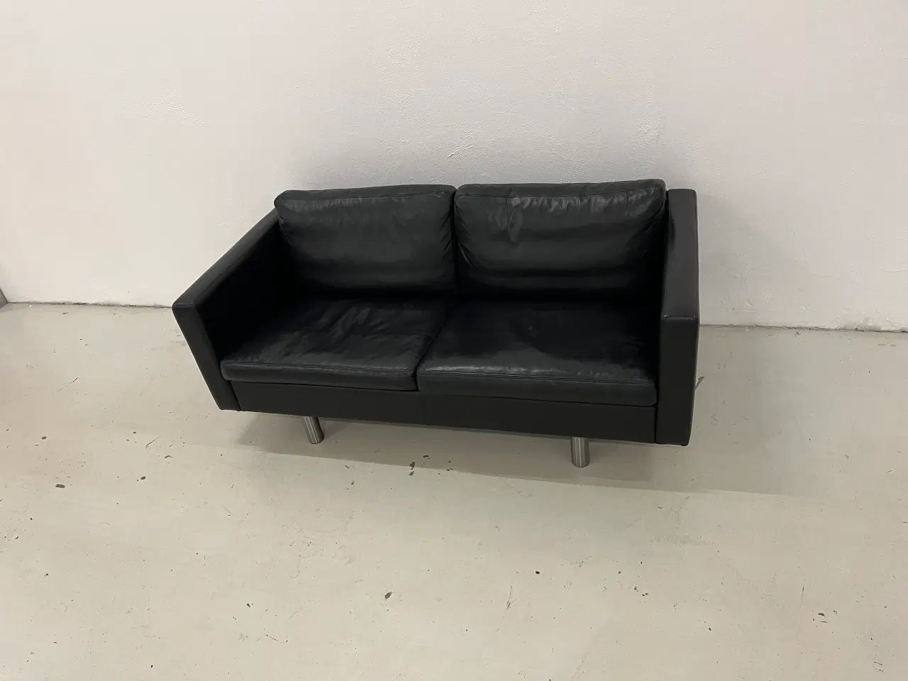 Billede 9 - 2 1/2 Pers.Sofa i sort semianilin læder.