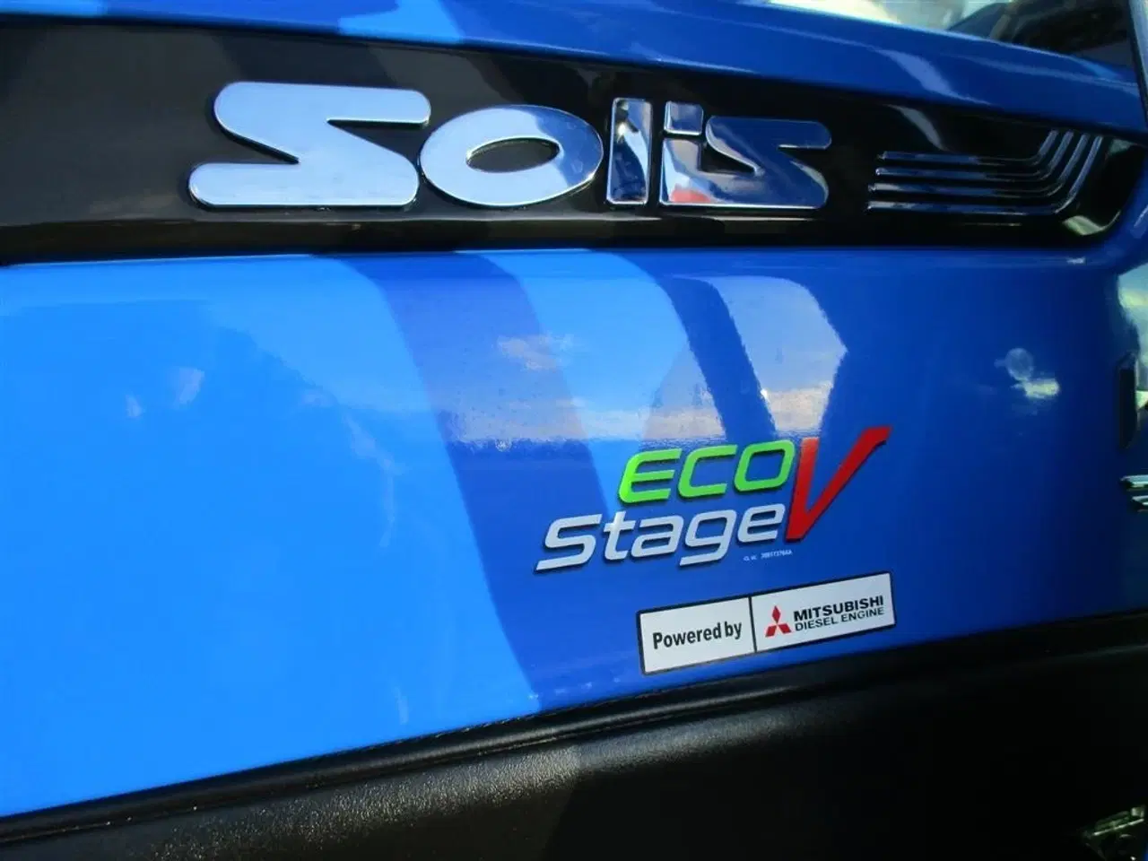 Billede 10 - Solis 26 HST Med kabine, Turf hjul og frontlæsser.