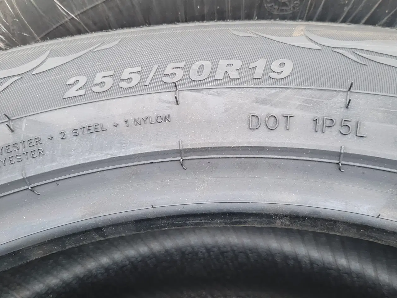 Billede 3 - 255/50R19. Vinterdæk 