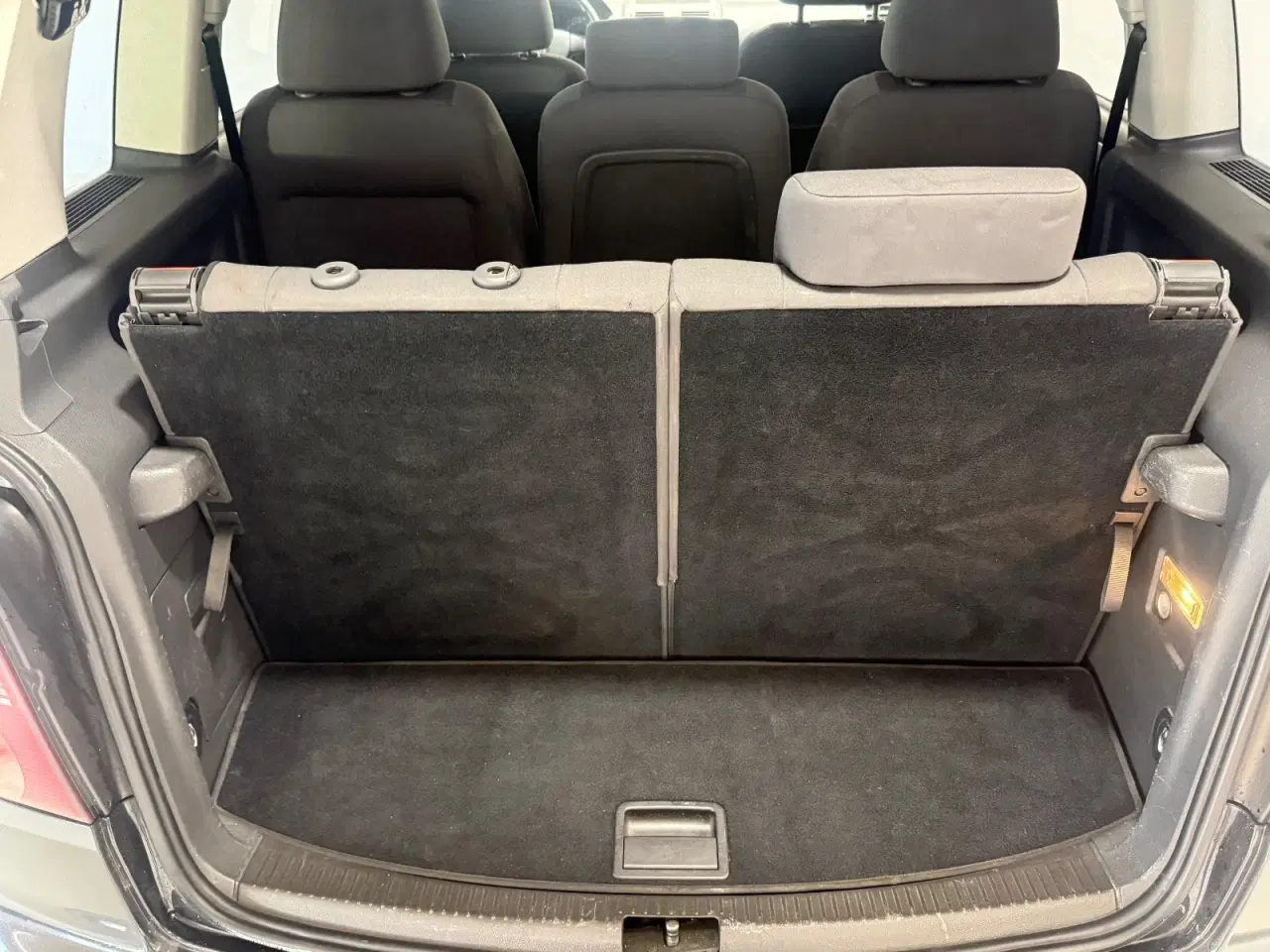 Billede 7 - VW Touran 1,9 TDi 105 Highline DSG 7prs