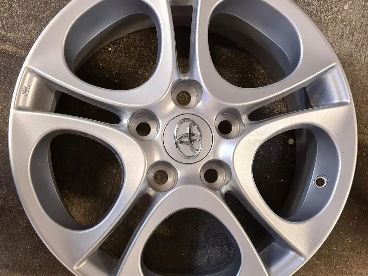 Billede 1 - Alufælg 15" Toyota