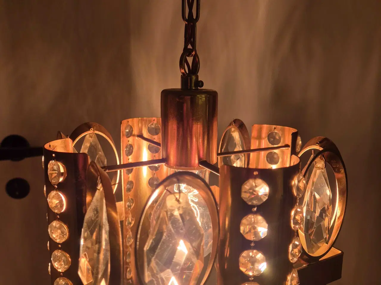 Billede 15 - Fin retropendel med prismer i klart glas