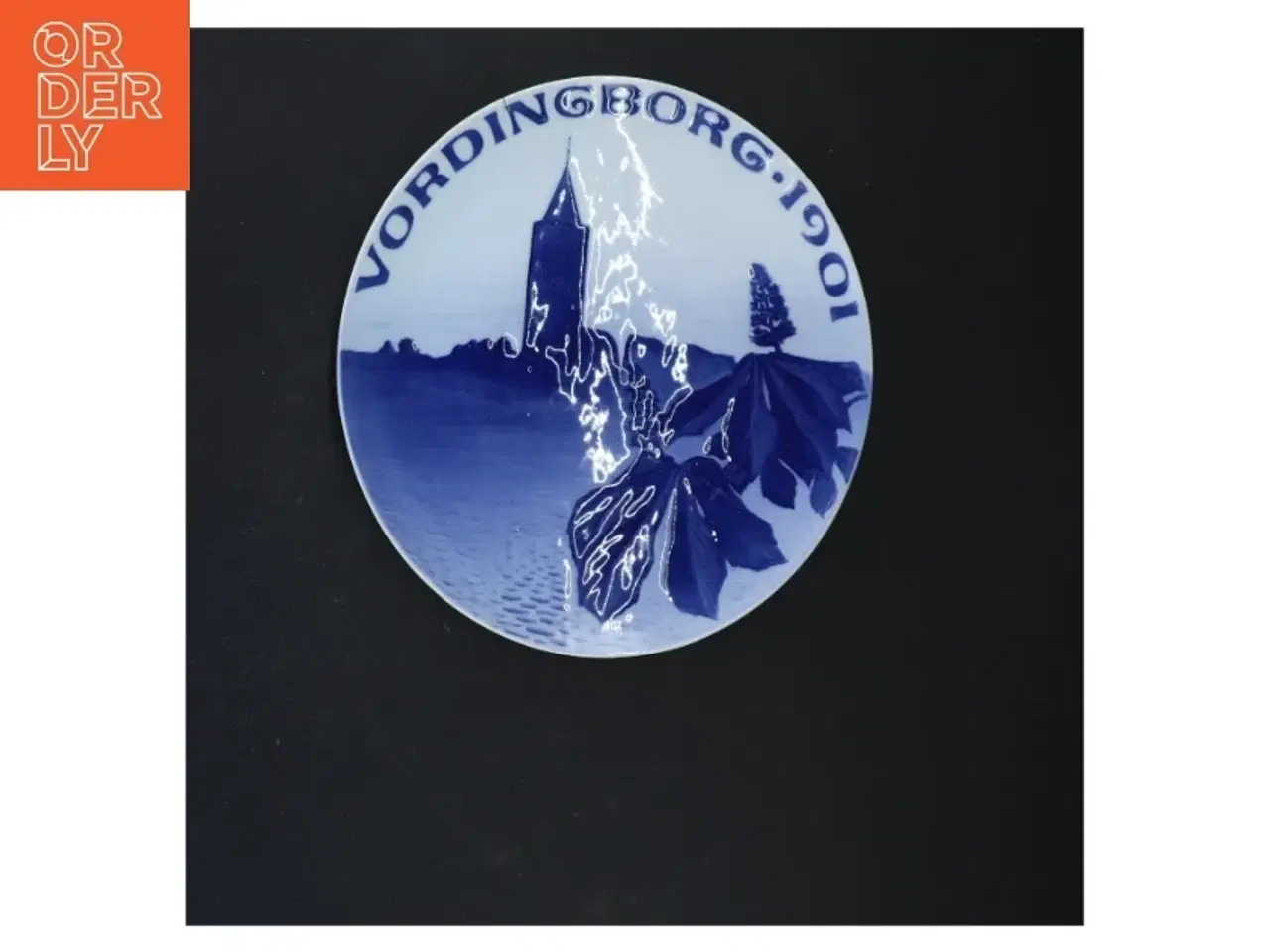 Billede 1 - Porcelænsplatte Vordingborg 1901 fra Royal Copenhagen (str. Ø 20 cm)
