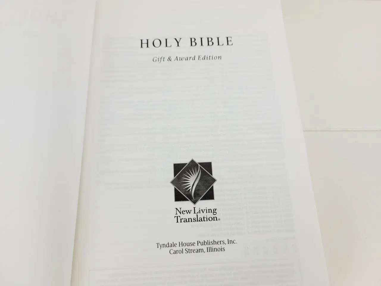 Billede 4 - ⭐️ Holy Bible - New Living Translation