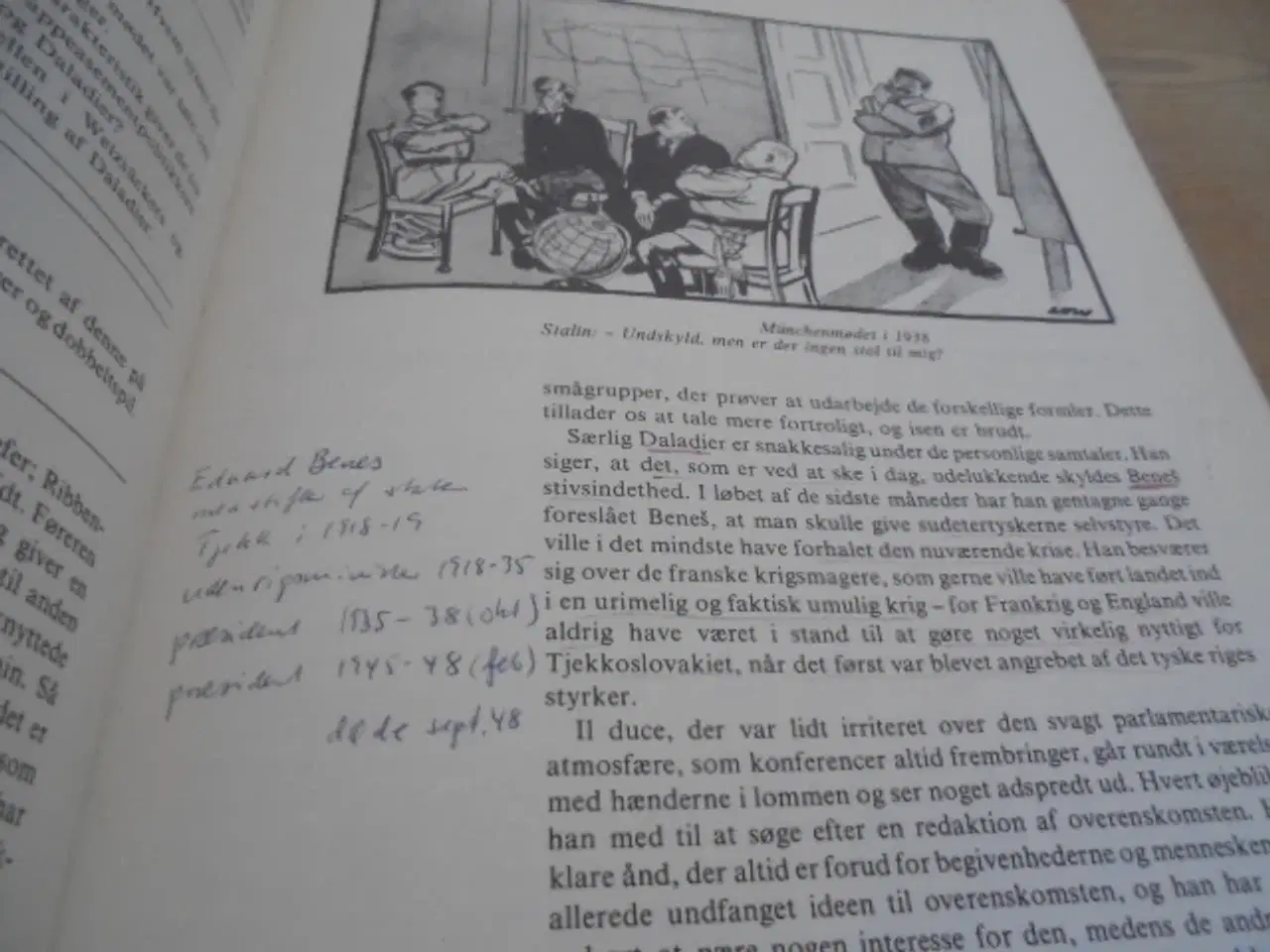 Billede 7 - Mellemkrigstiden og 2. verdenskrig belyst ved k...