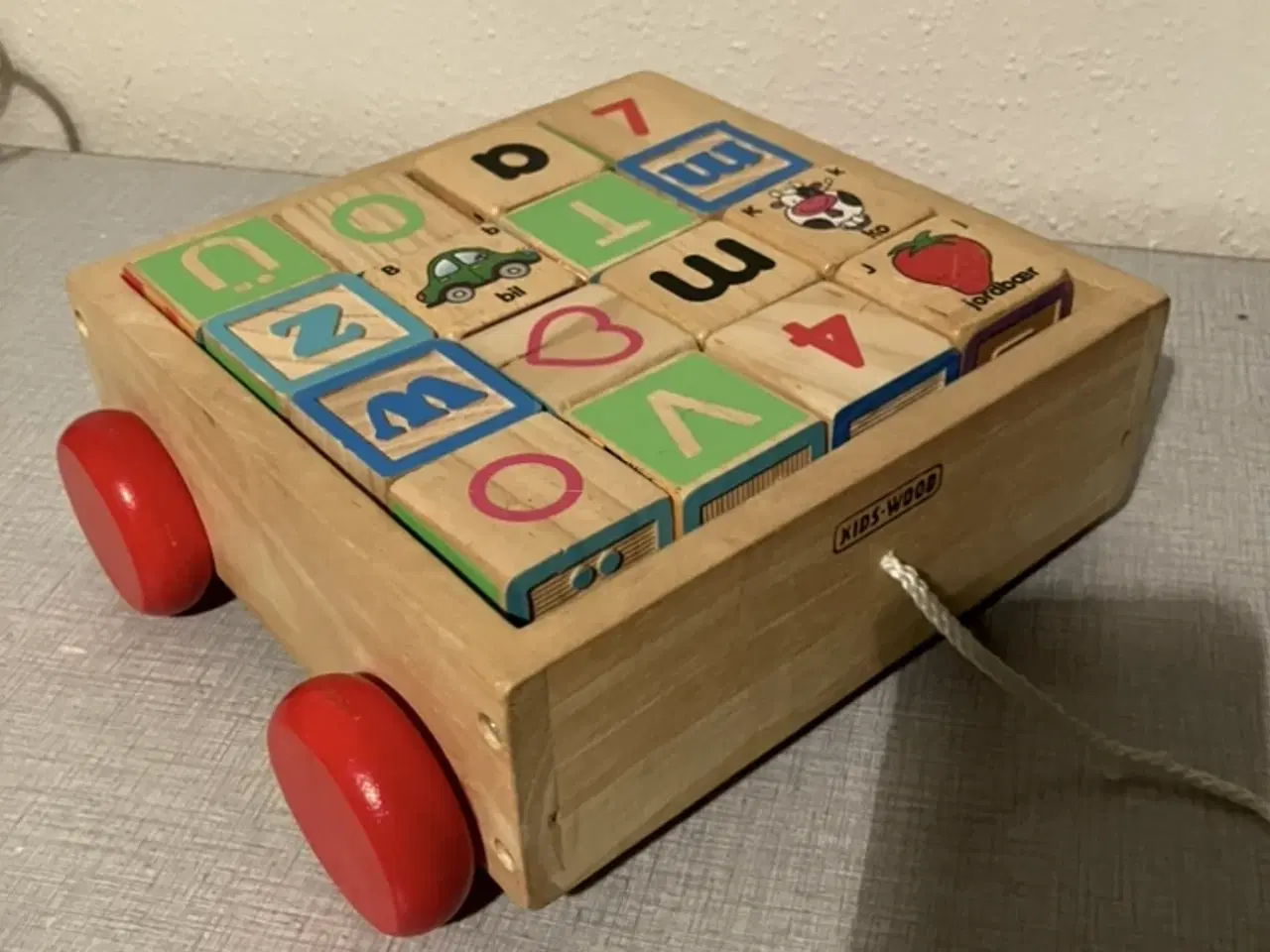 Billede 4 - Aktivitetslegetøj