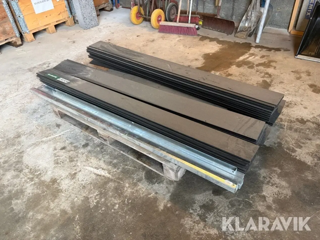 Billede 1 - Hegn Hardyplank 28 styk