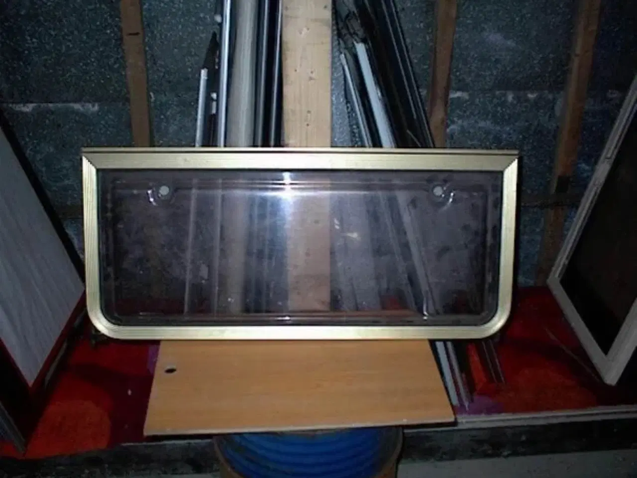 Billede 1 -   Side Rude Tabbert