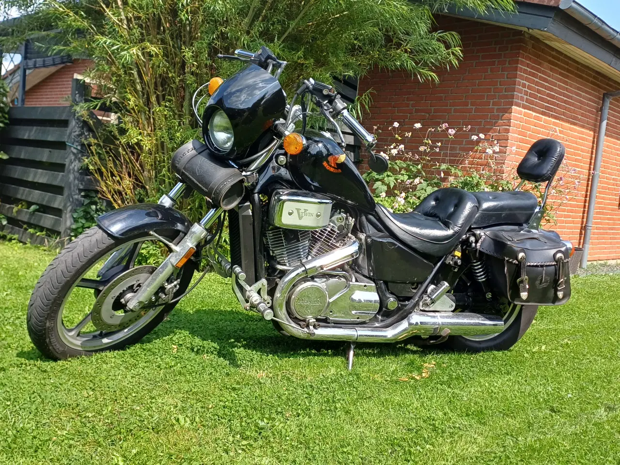 Billede 1 - honda shadow vt 700
