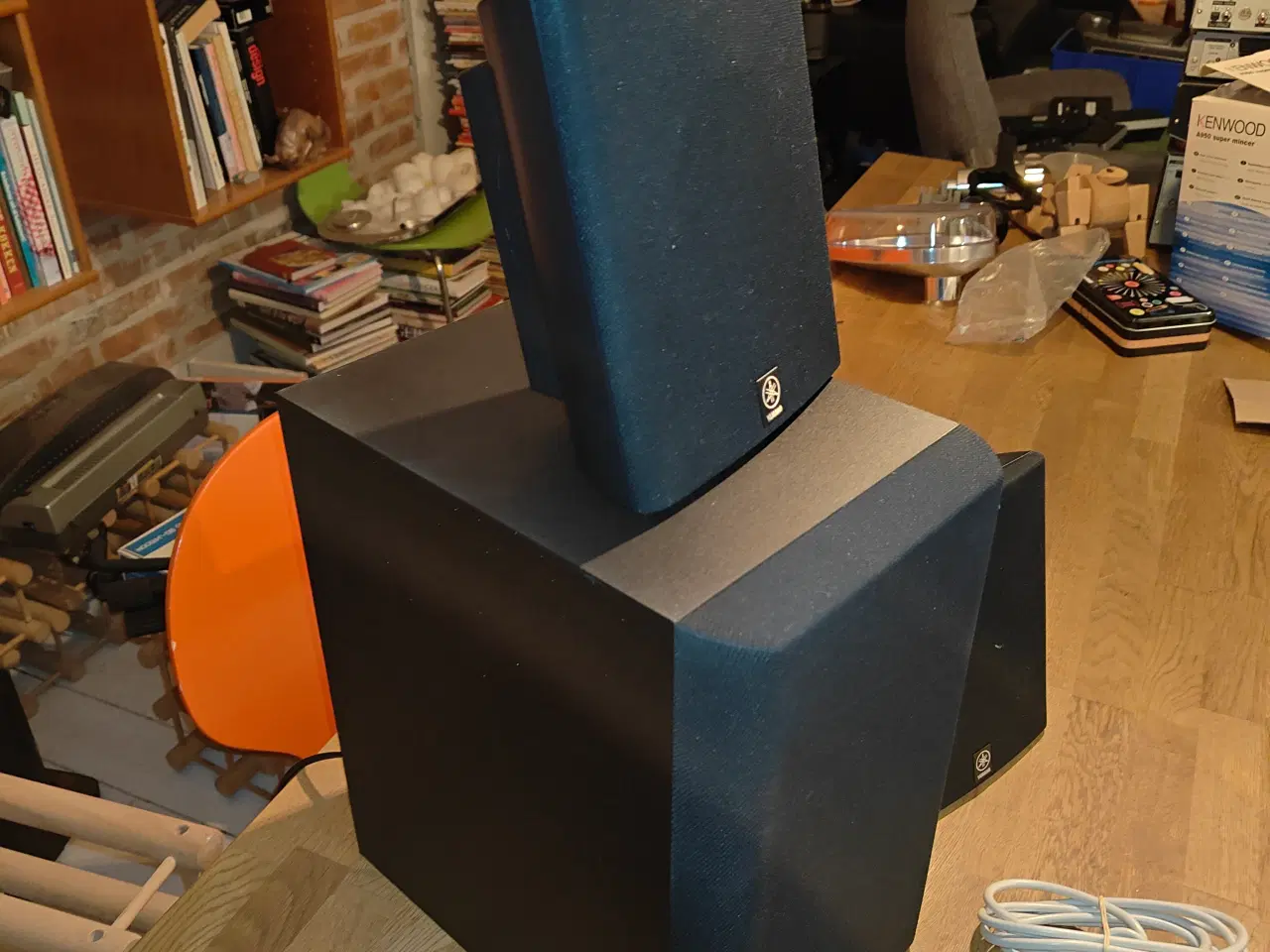 Billede 2 - Yamaha subwoofer forstærker m 2 sat speaker med