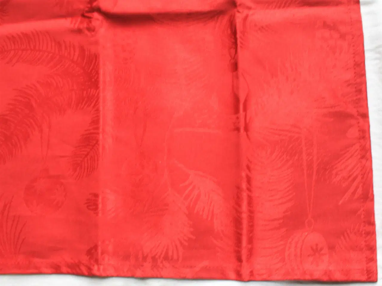Billede 4 - Røde servietter