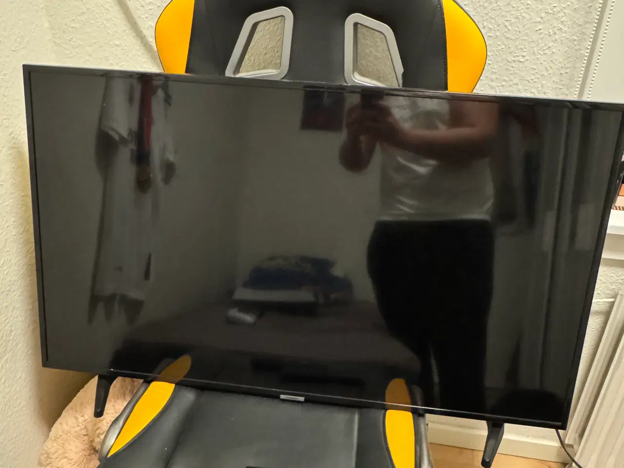 Billede 7 - Playstation 5 med 3 controller + tv + 1 spil