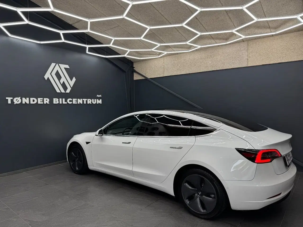 Billede 4 - Tesla Model 3  Standard Range+ RWD