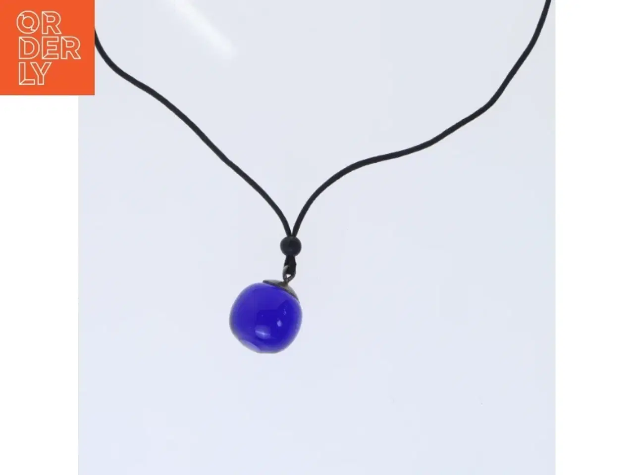 Billede 1 - Blå glas vedhæng med snor (str. 67 cm)