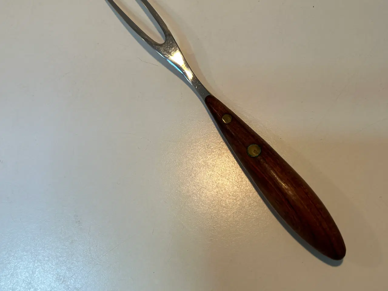 Billede 4 - Teak ostehøvl og stege gaffel, Vintage