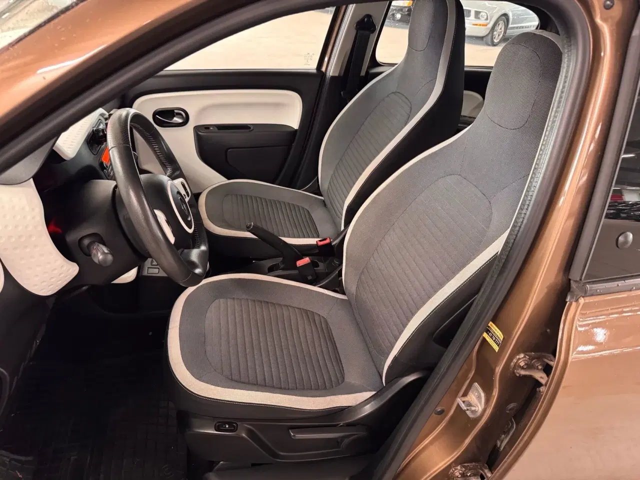 Billede 5 - Renault Twingo 1,0 Sce Expression start/stop 70HK 5d