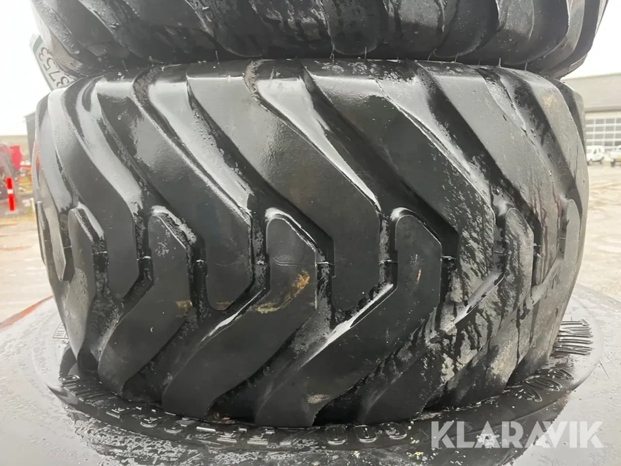 Billede 12 - Græsdæk med fælge 4 styk - fra New Holland TNF