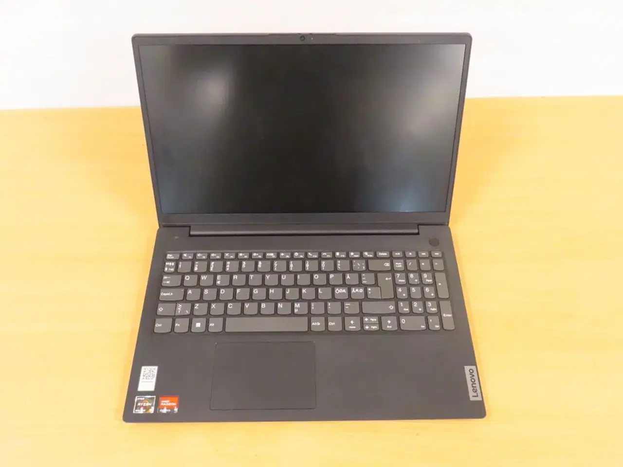 Billede 1 - Computer LENOVO V15 G2 ALC