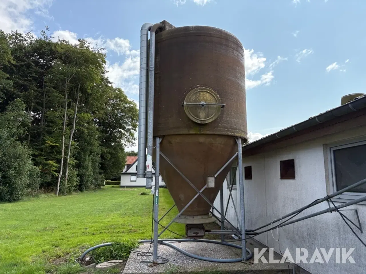 Billede 5 - Silo Tunetanken Glasfiber med motor og luge