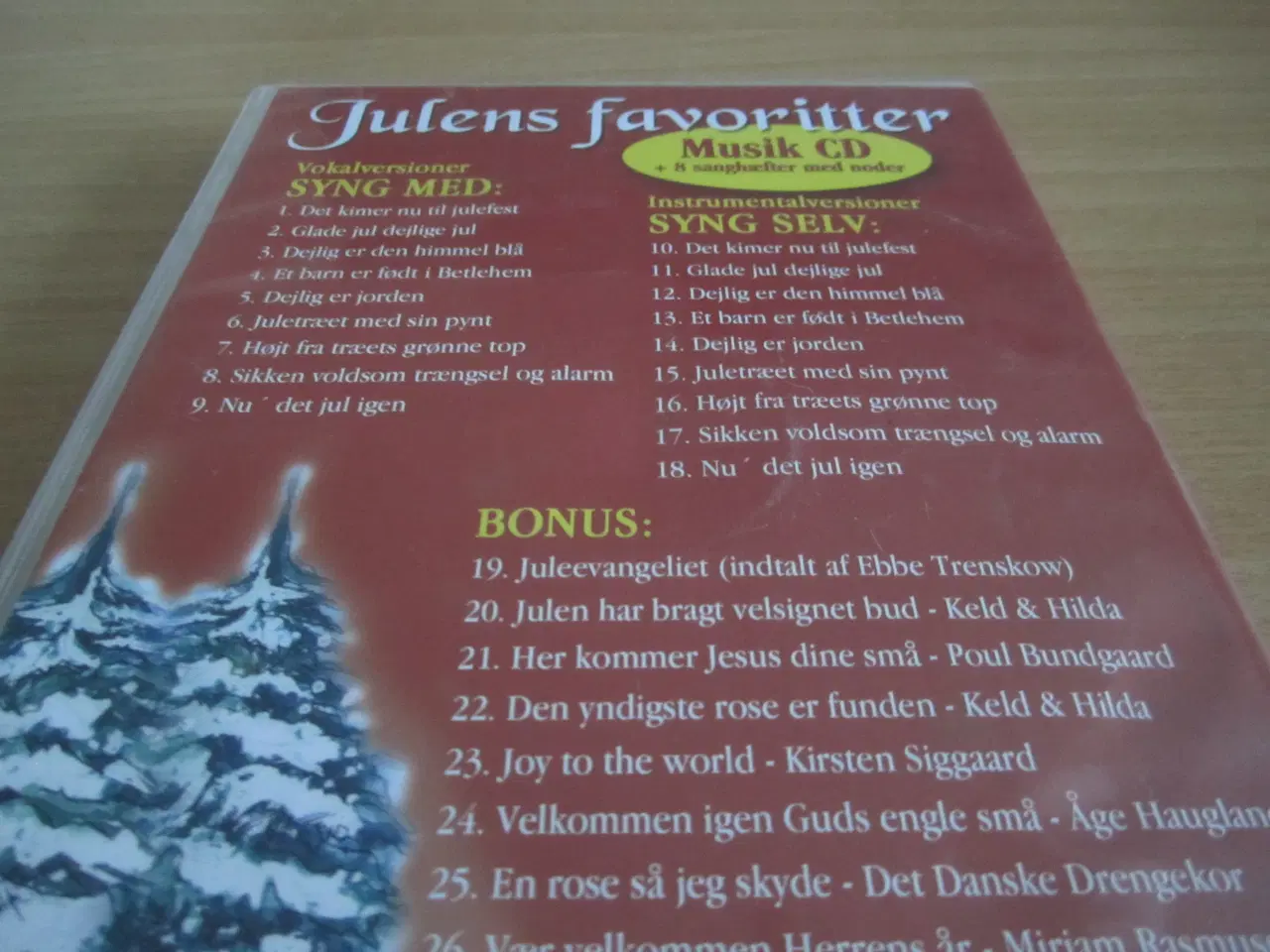 Billede 3 - JULENS FAVORITTER. CD + SANGHÆFTER. BYD.