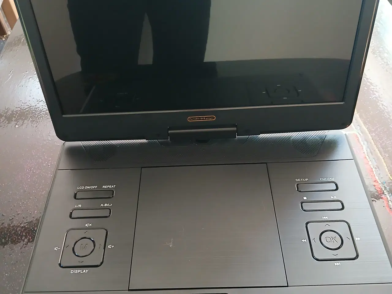 Billede 4 - bærbar dvd med remoter