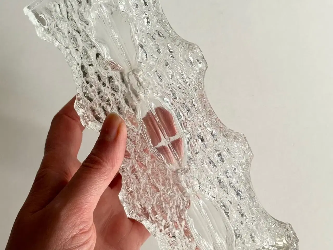 Billede 3 - Oberglas Austria, kantet vase