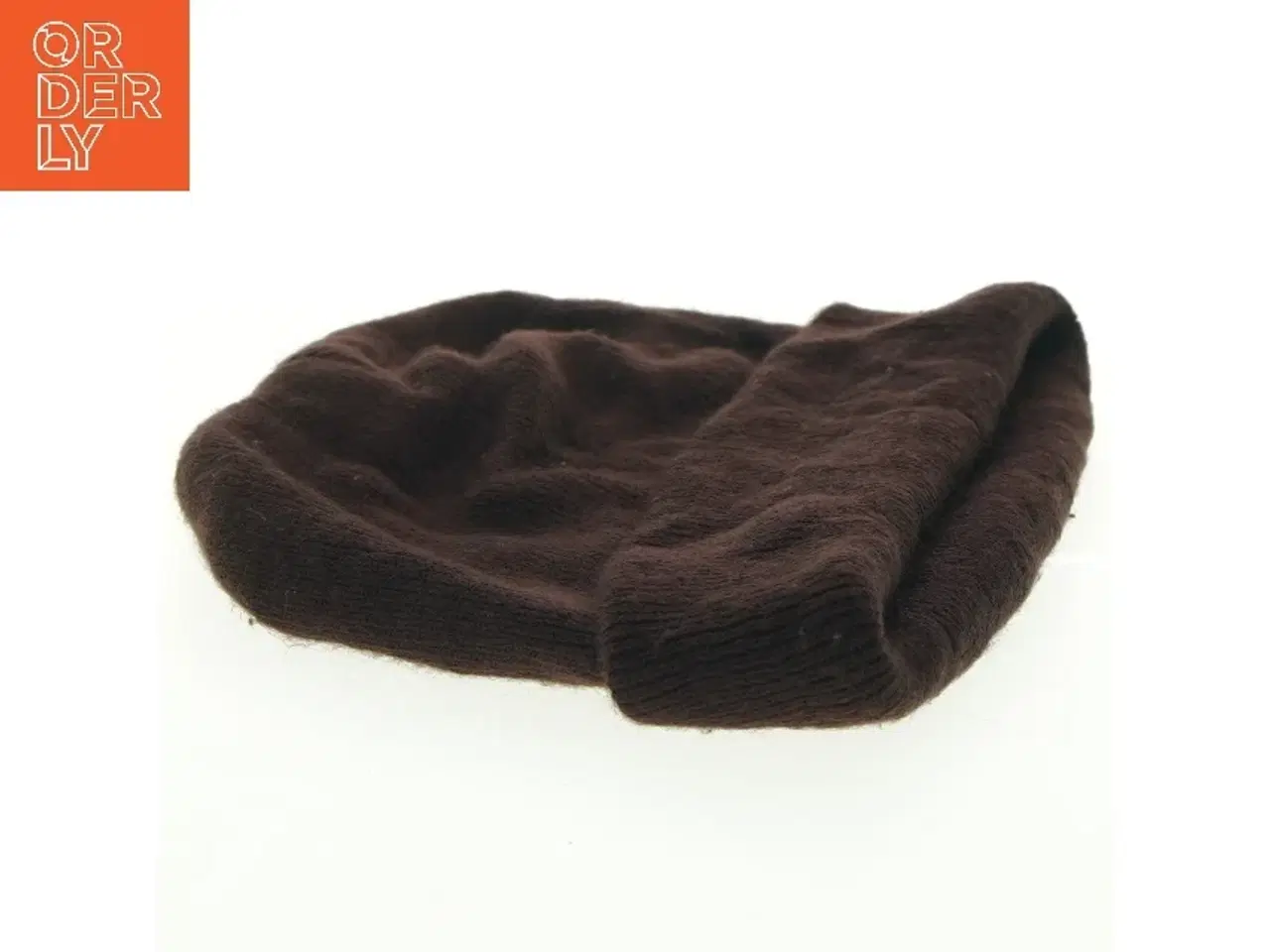 Billede 1 - Strikket hue fra Black Fox (str. 22 x 22 cm)