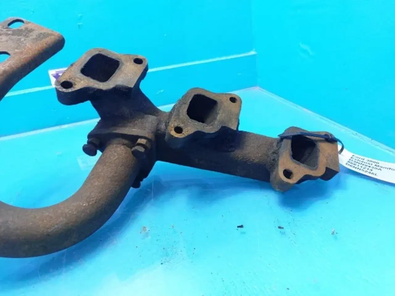 Billede 5 - Ford 3000 Manifold D3NN9430A