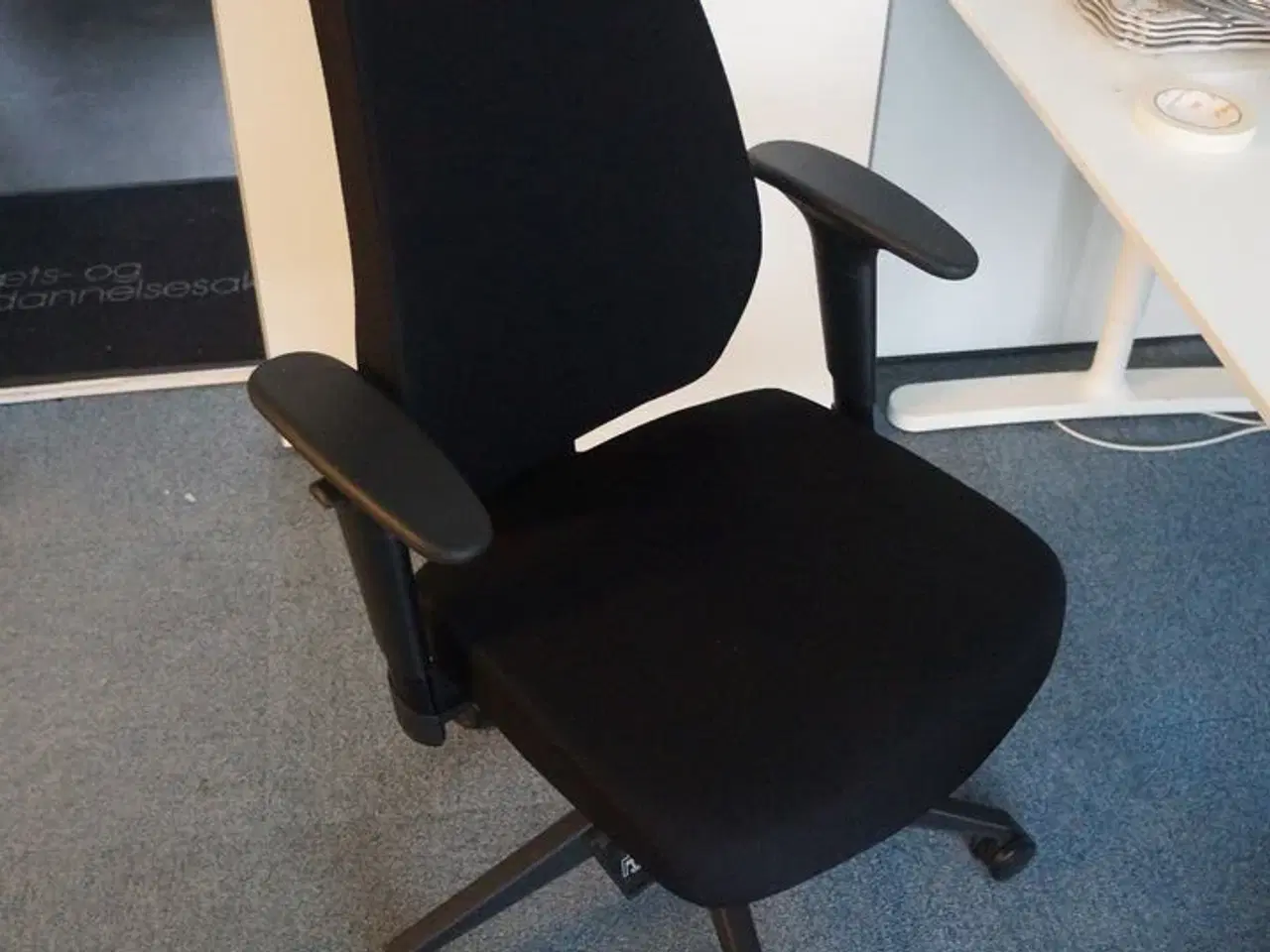 Billede 2 - Bord, stol, m.v.